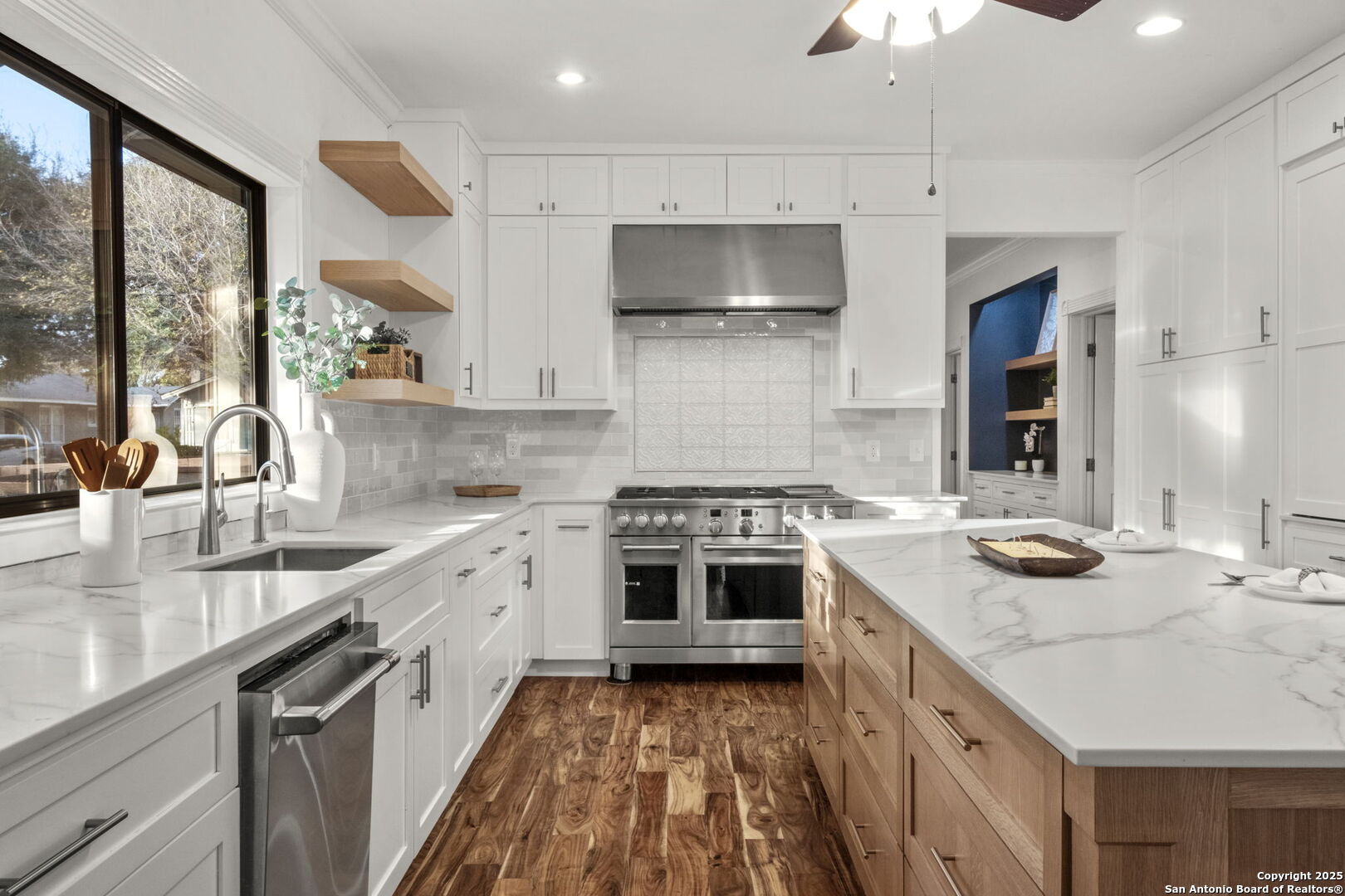 206 NORMANDY AVE