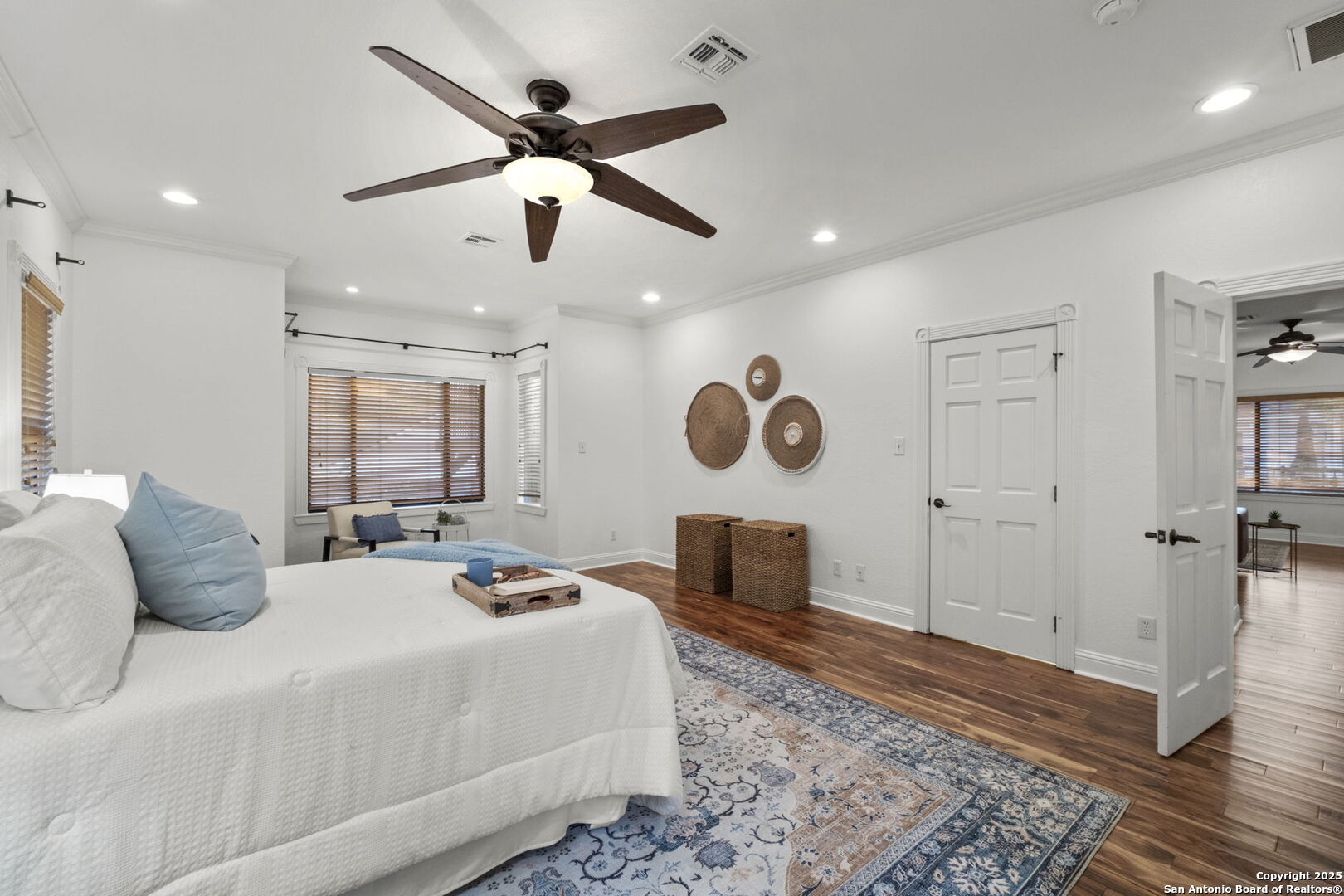 206 NORMANDY AVE