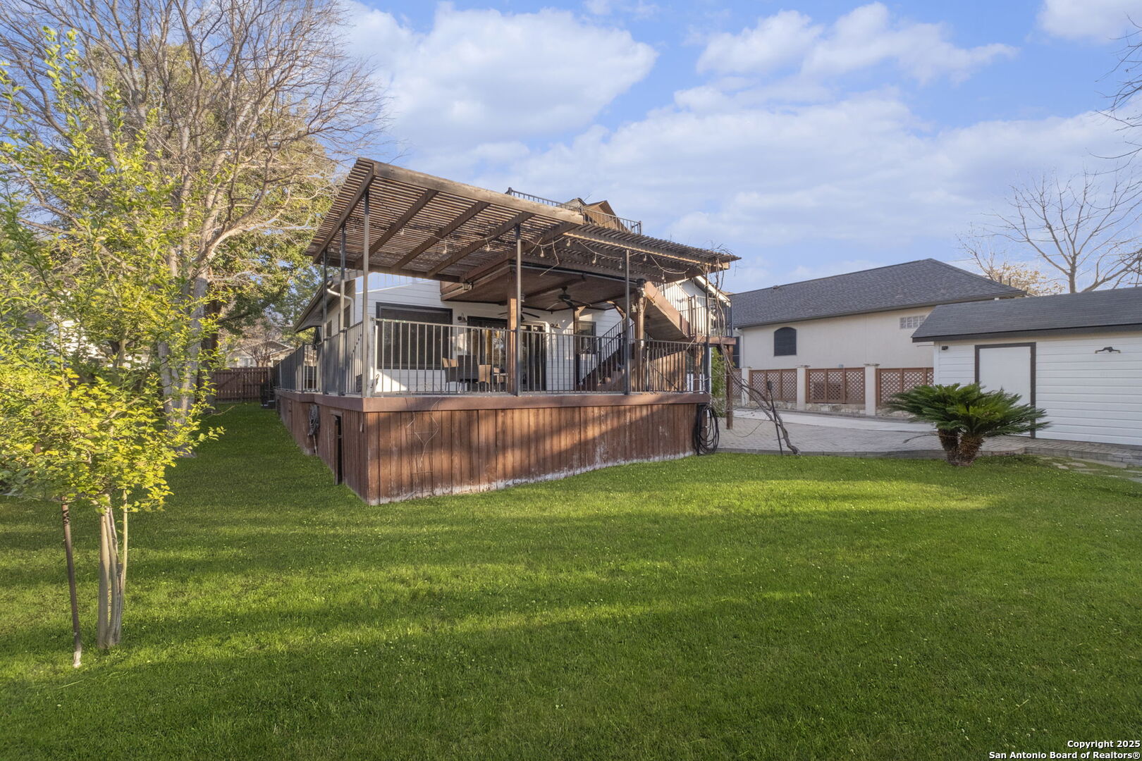 206 NORMANDY AVE