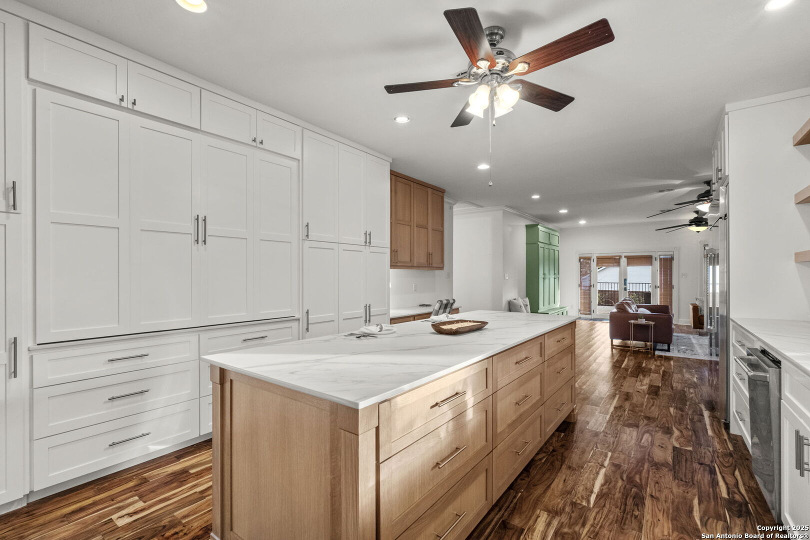206 NORMANDY AVE
