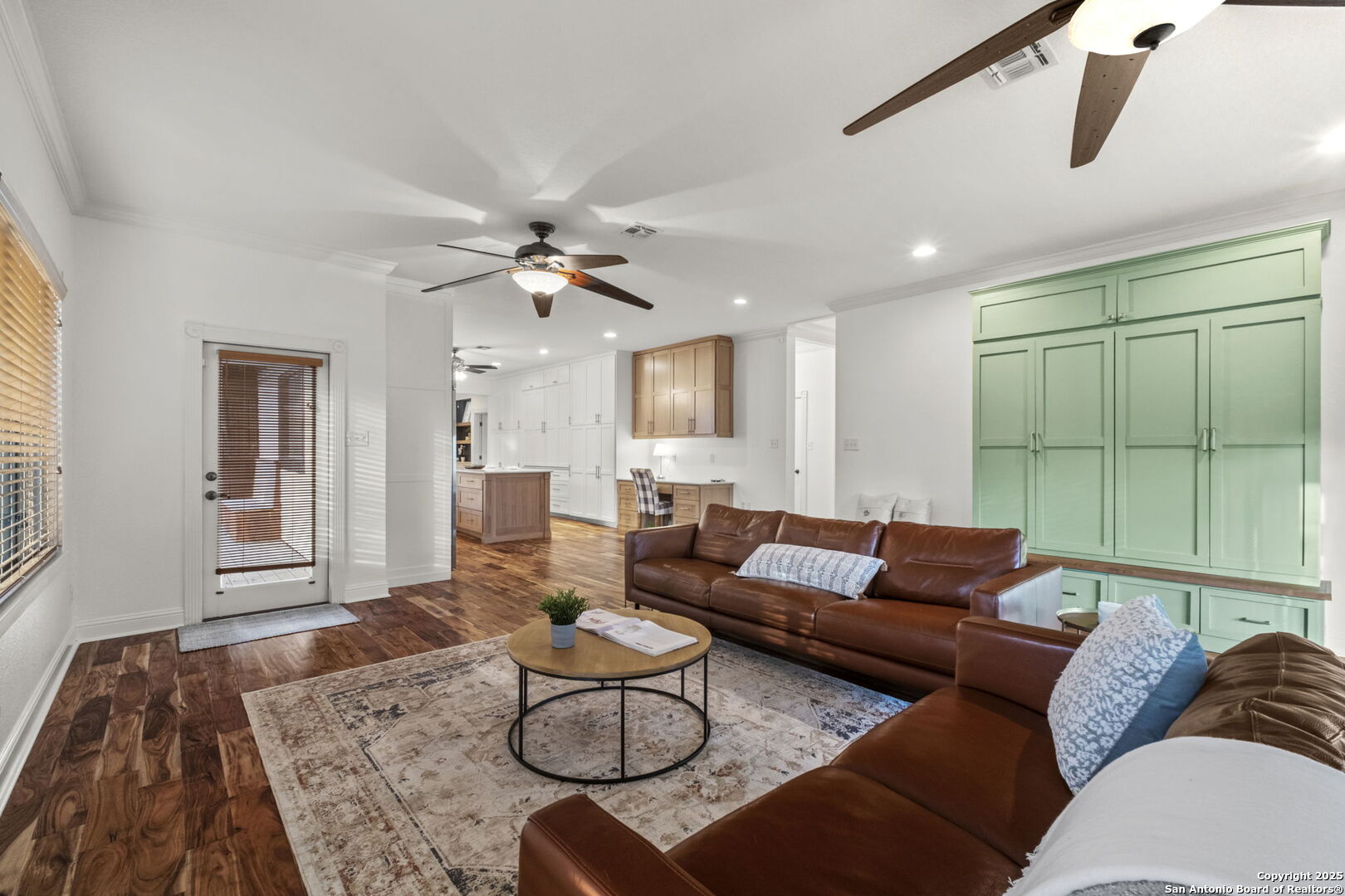 206 NORMANDY AVE