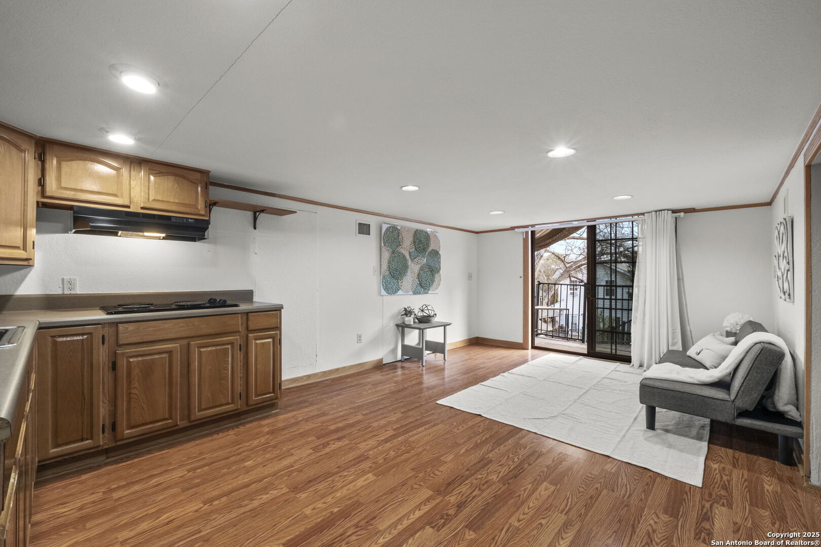 206 NORMANDY AVE