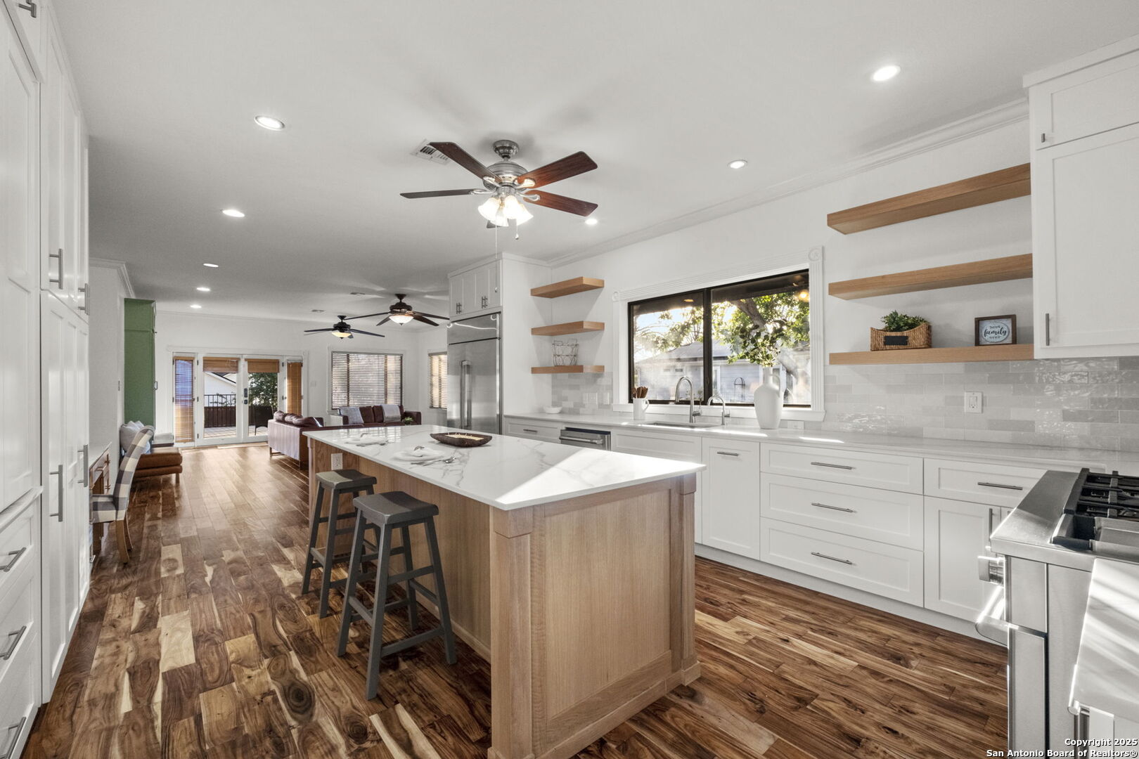 206 NORMANDY AVE