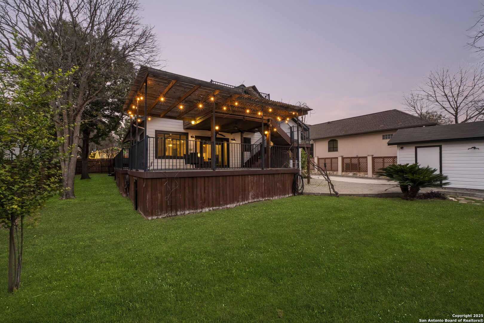 206 NORMANDY AVE