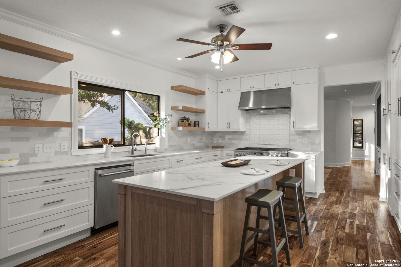 206 NORMANDY AVE