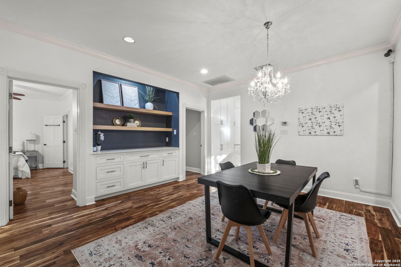 206 NORMANDY AVE
