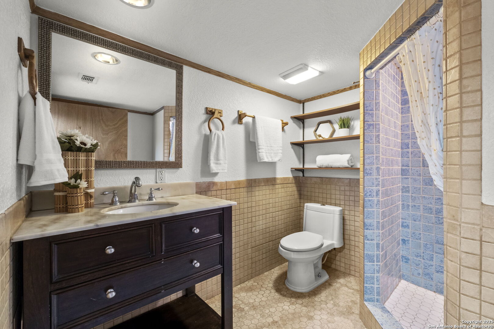 206 NORMANDY AVE
