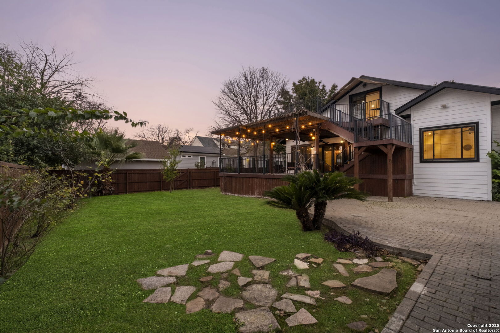 206 NORMANDY AVE
