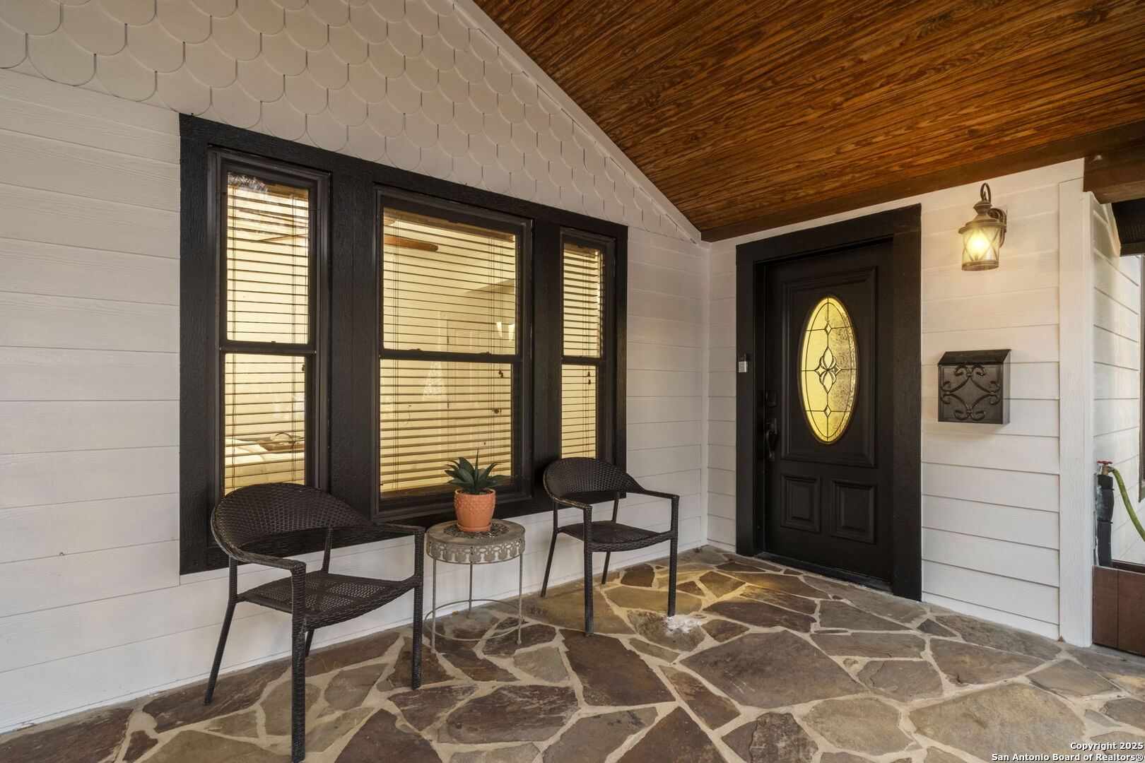206 NORMANDY AVE