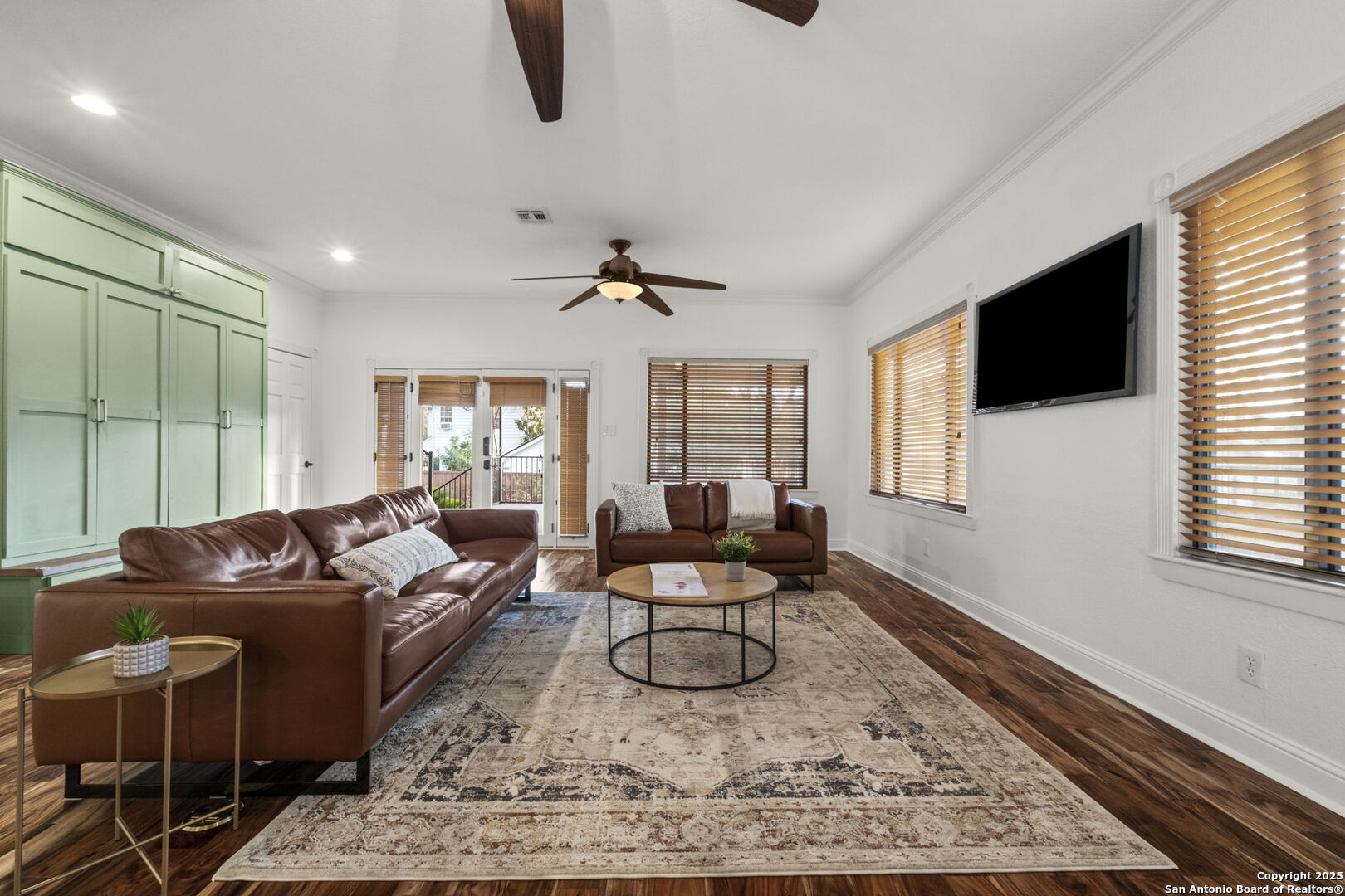 206 NORMANDY AVE