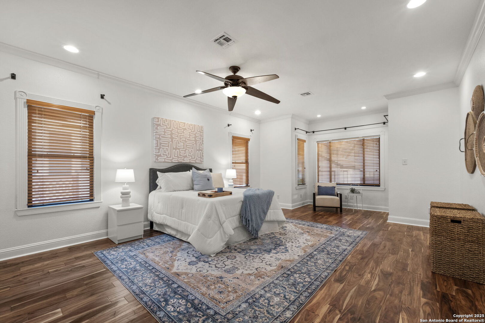 206 NORMANDY AVE