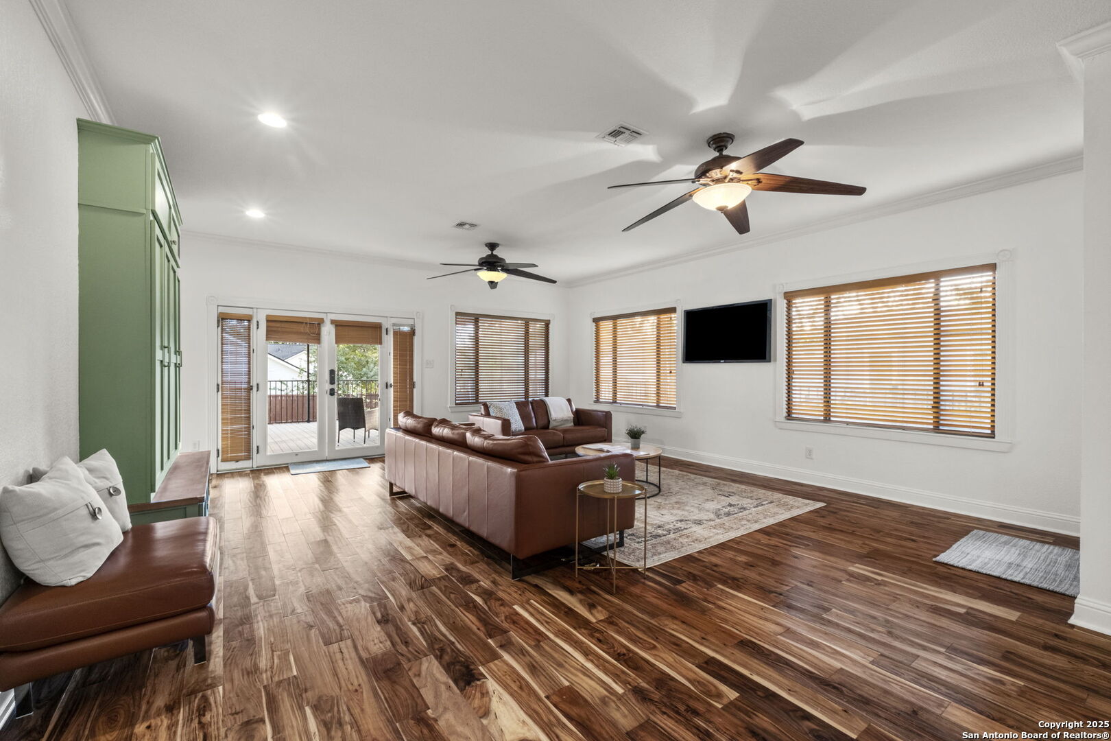 206 NORMANDY AVE