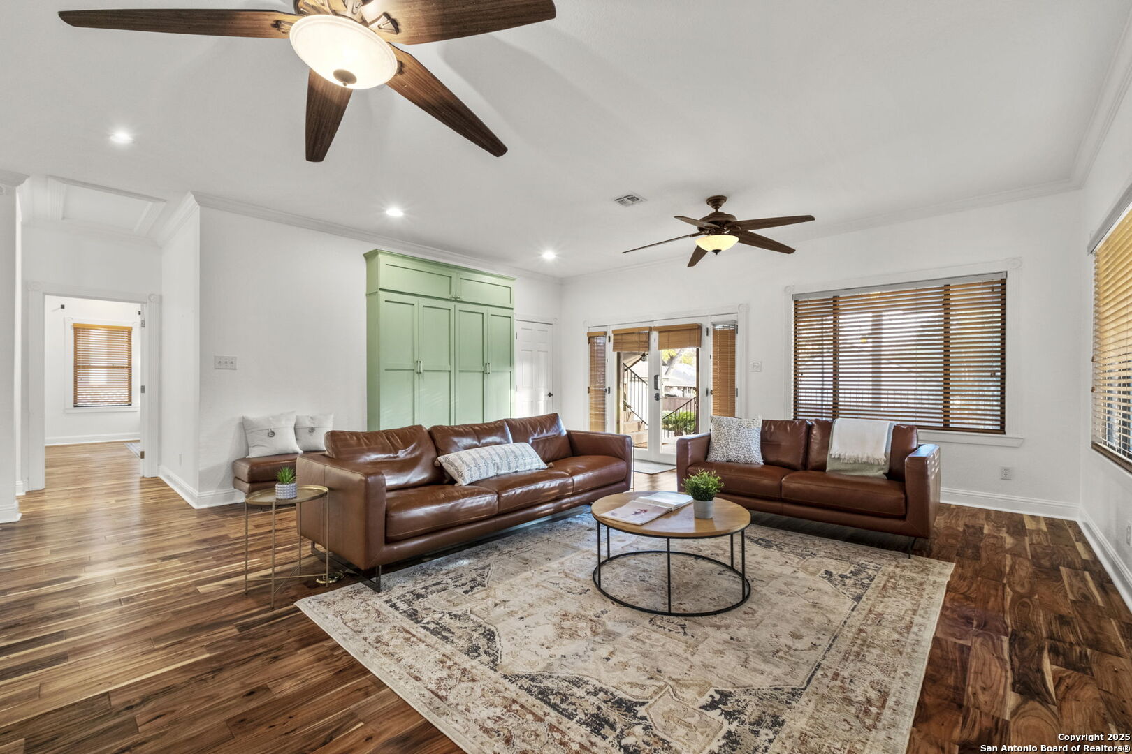 206 NORMANDY AVE