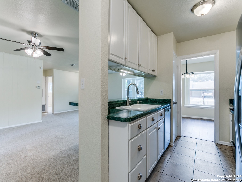9206 KINGS PT