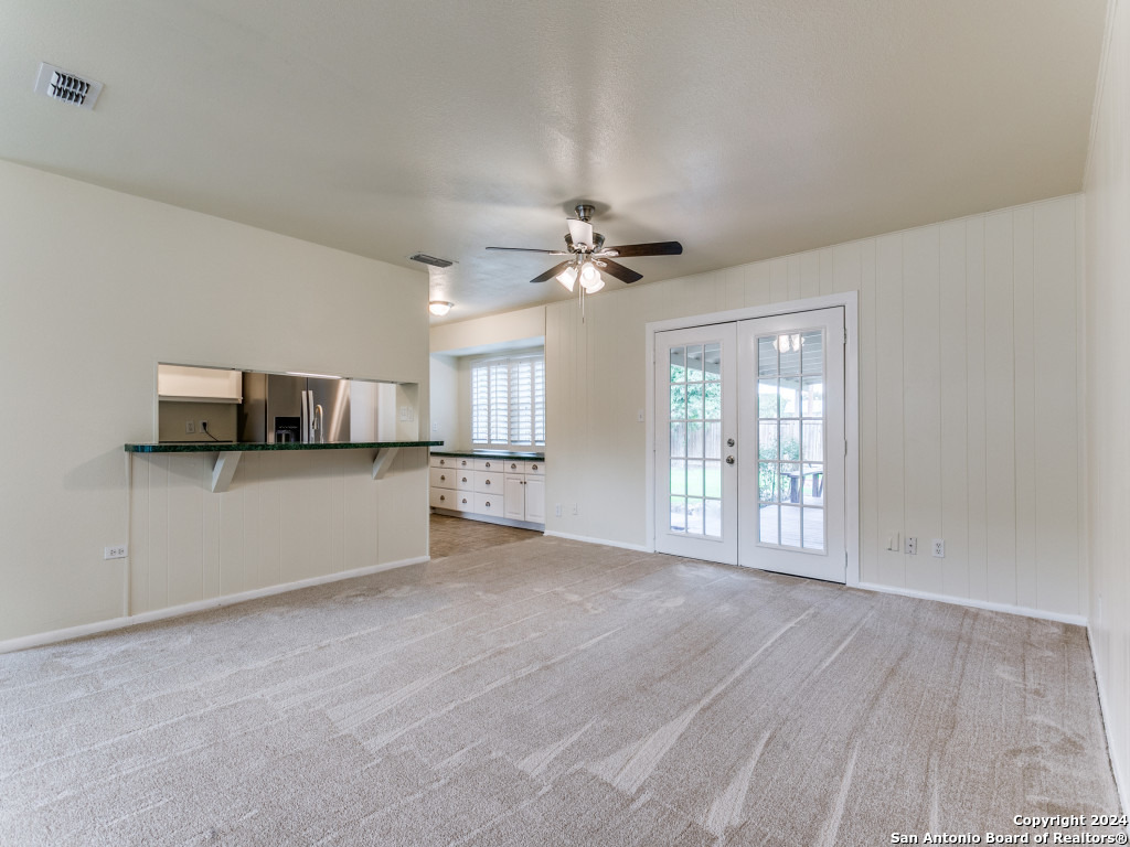9206 KINGS PT