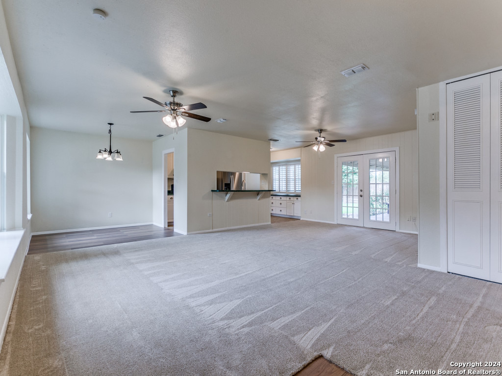 9206 KINGS PT