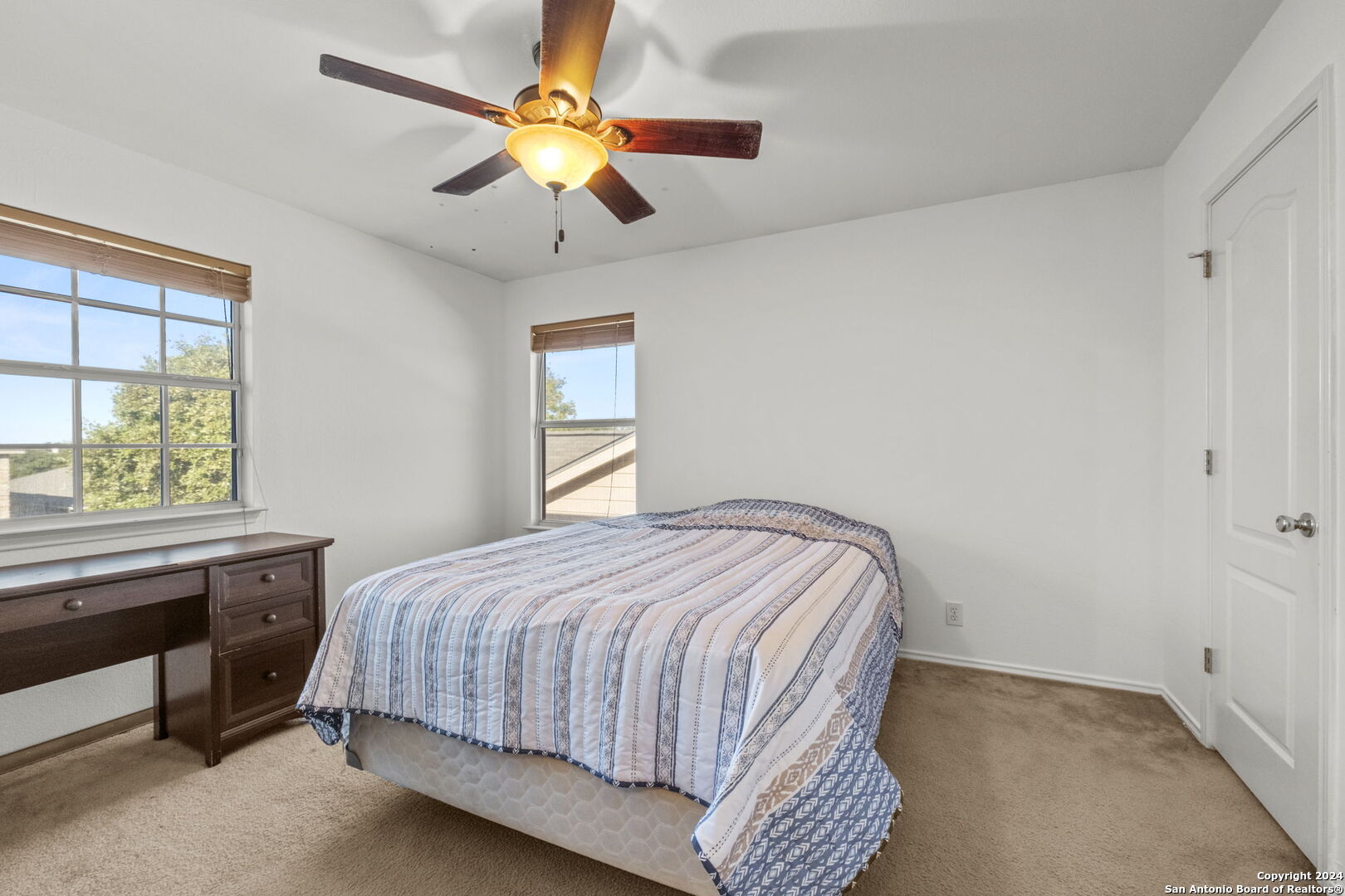 8210 MALOY MANOR