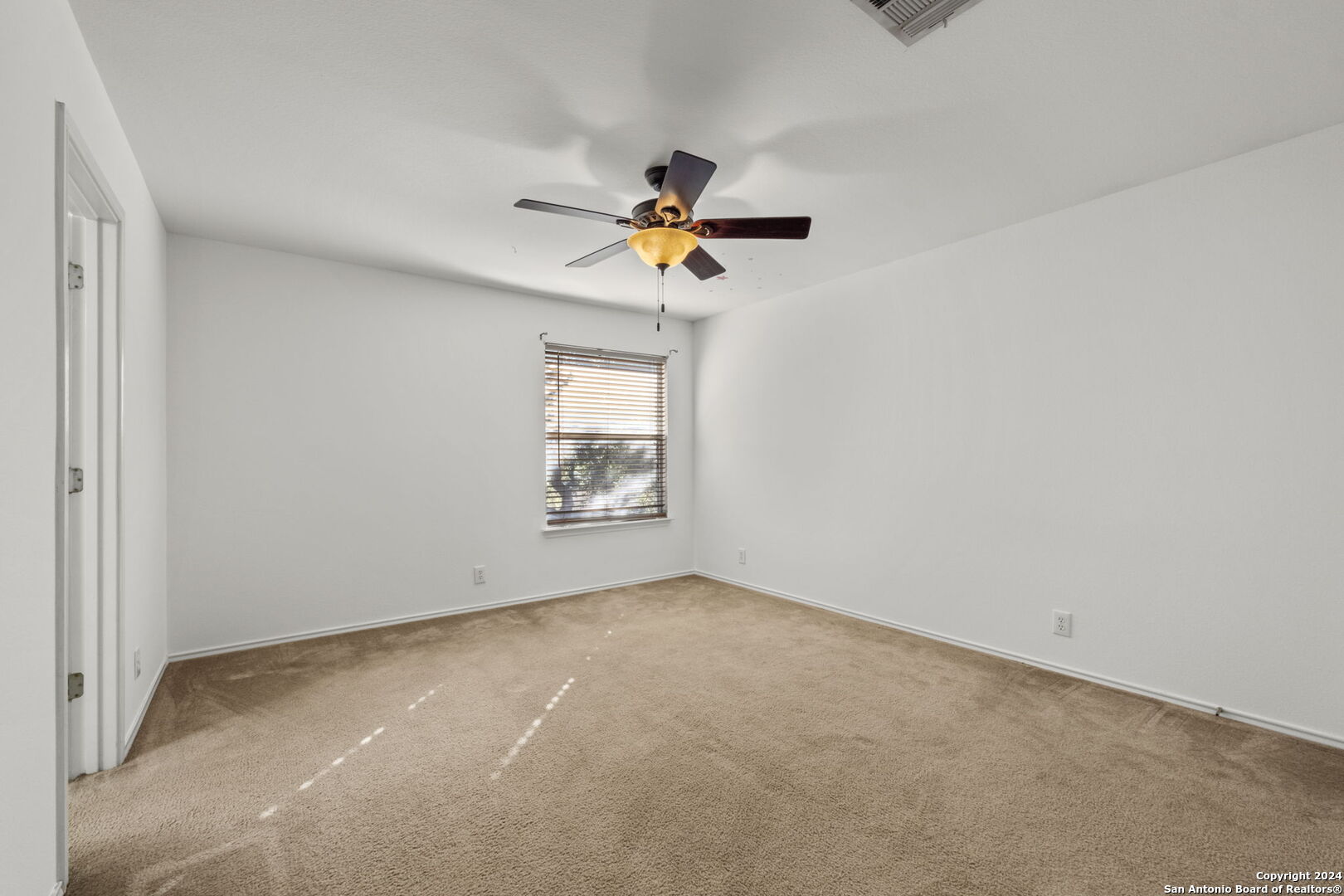 8210 MALOY MANOR