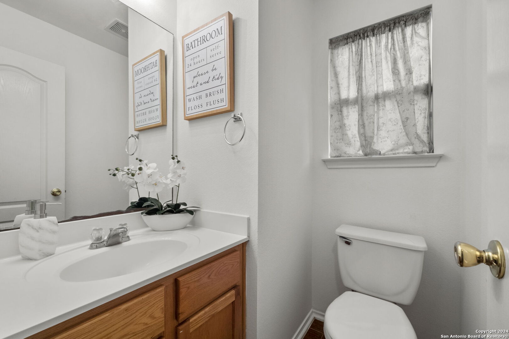 8210 MALOY MANOR
