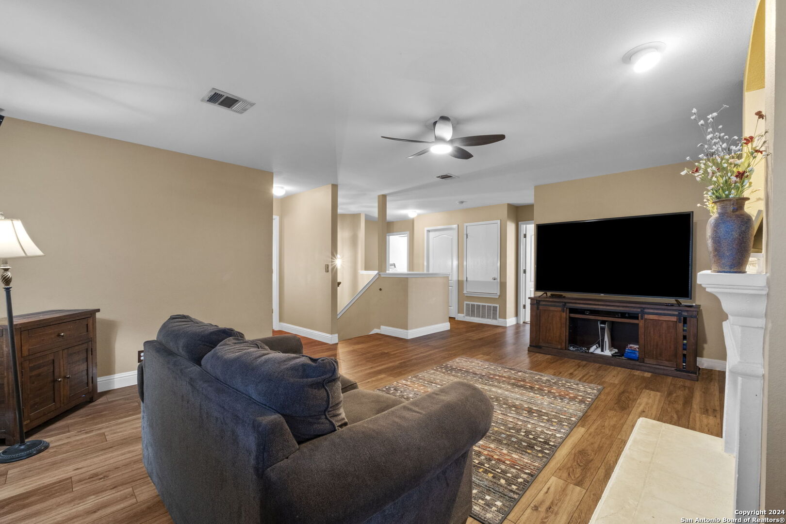 8210 MALOY MANOR