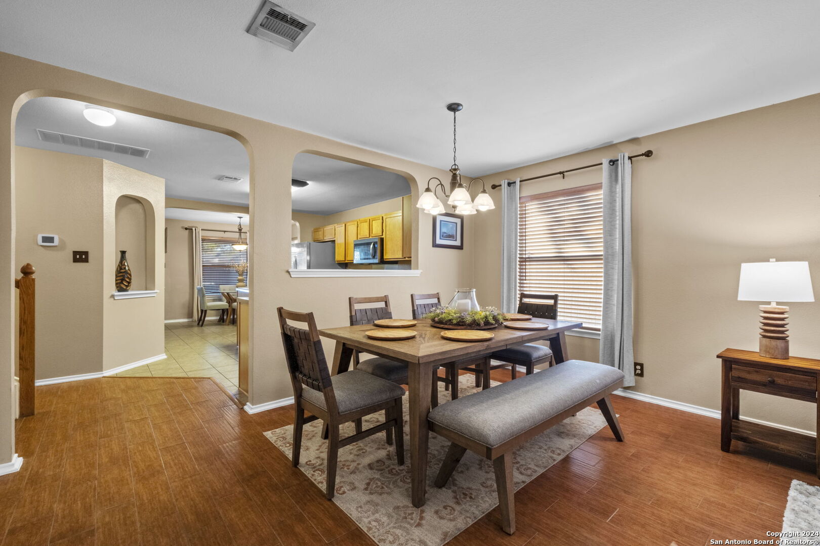 8210 MALOY MANOR
