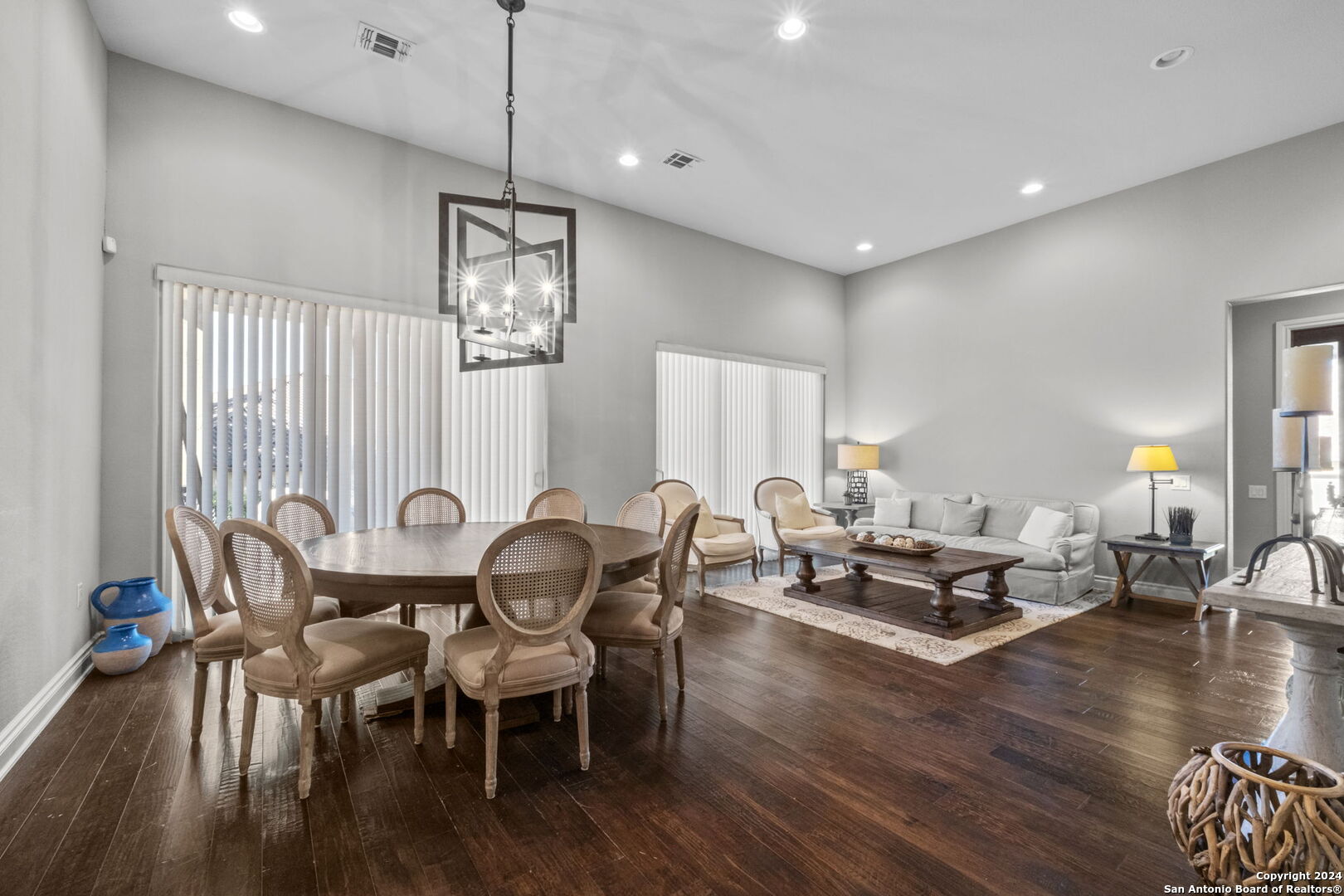 22210 Iso Grifo Ln