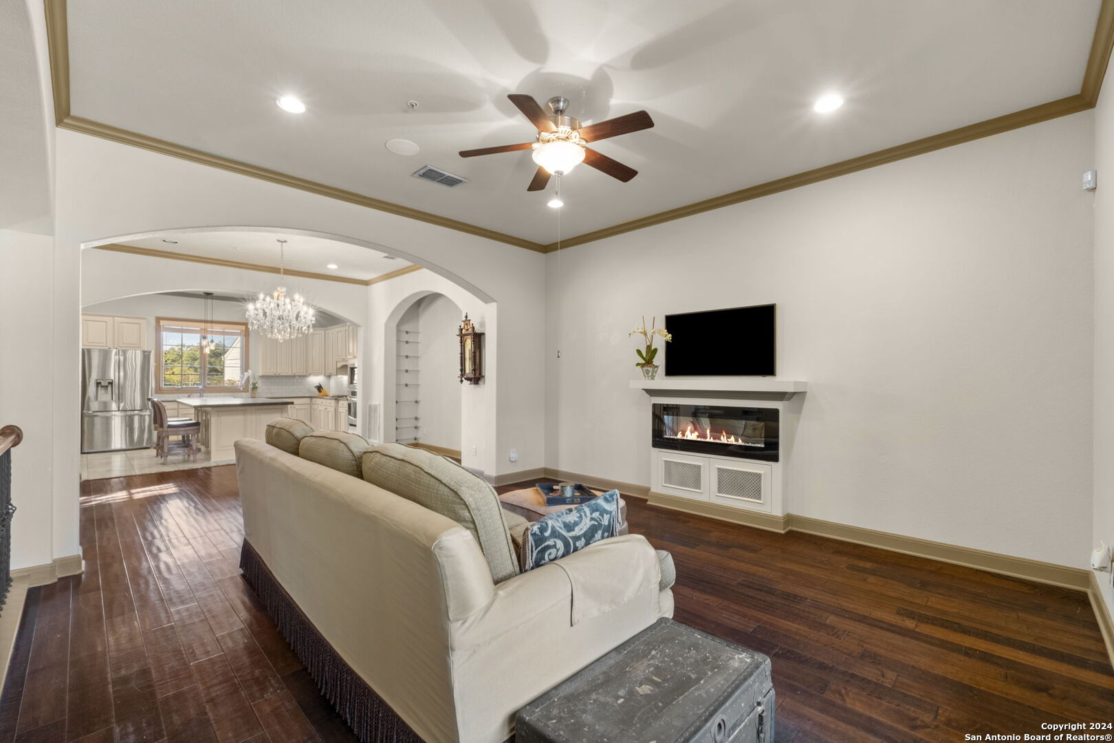 210 ARCADIA PL 5