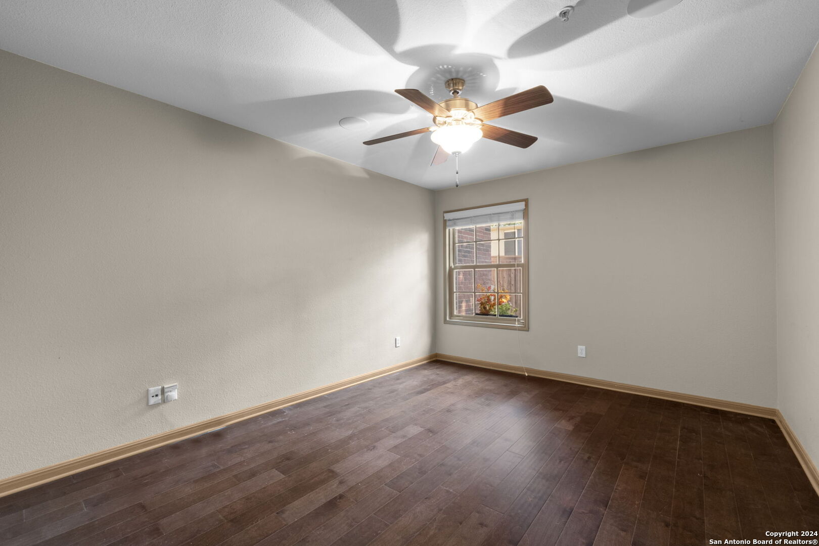 210 ARCADIA PL 5