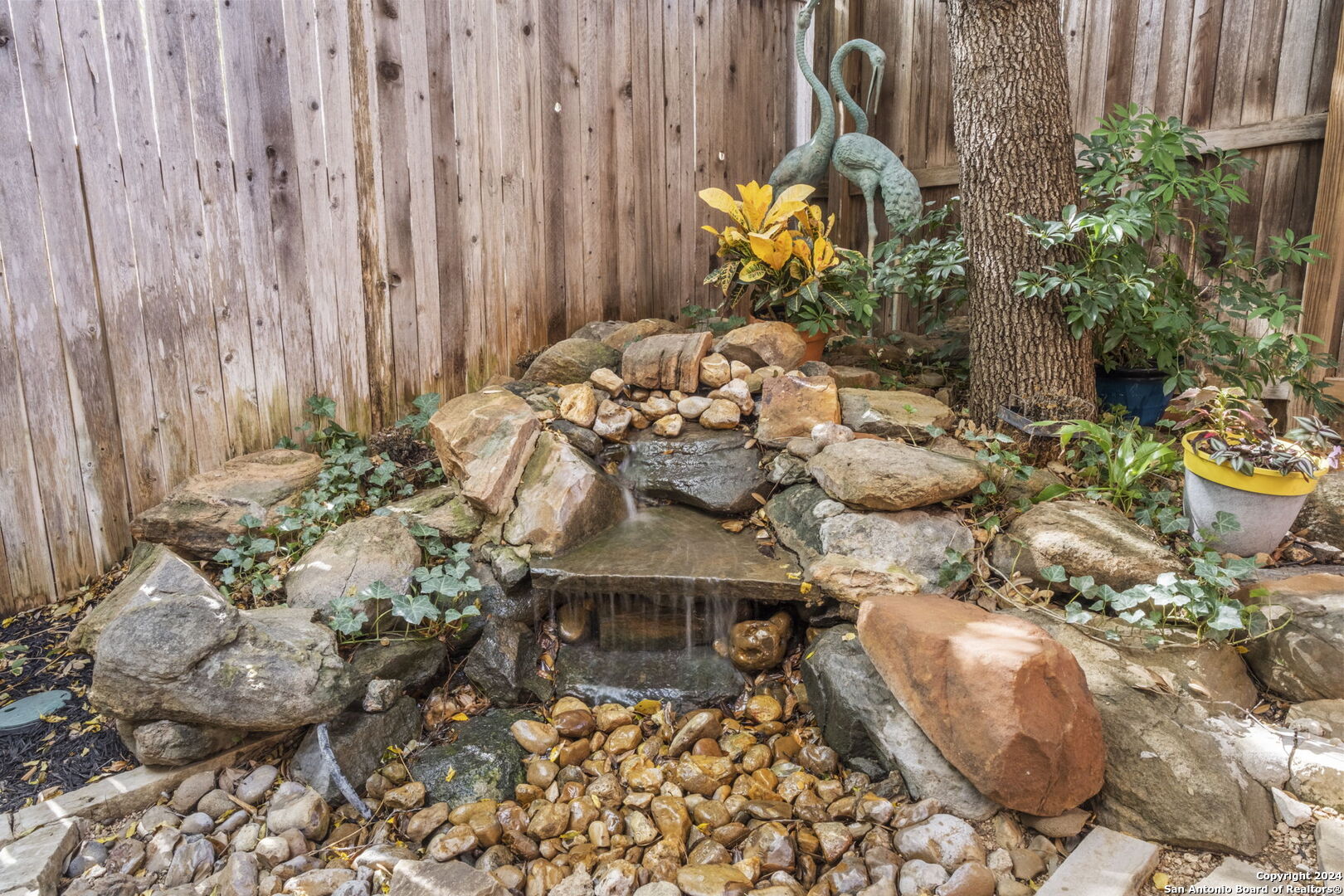 210 ARCADIA PL 5