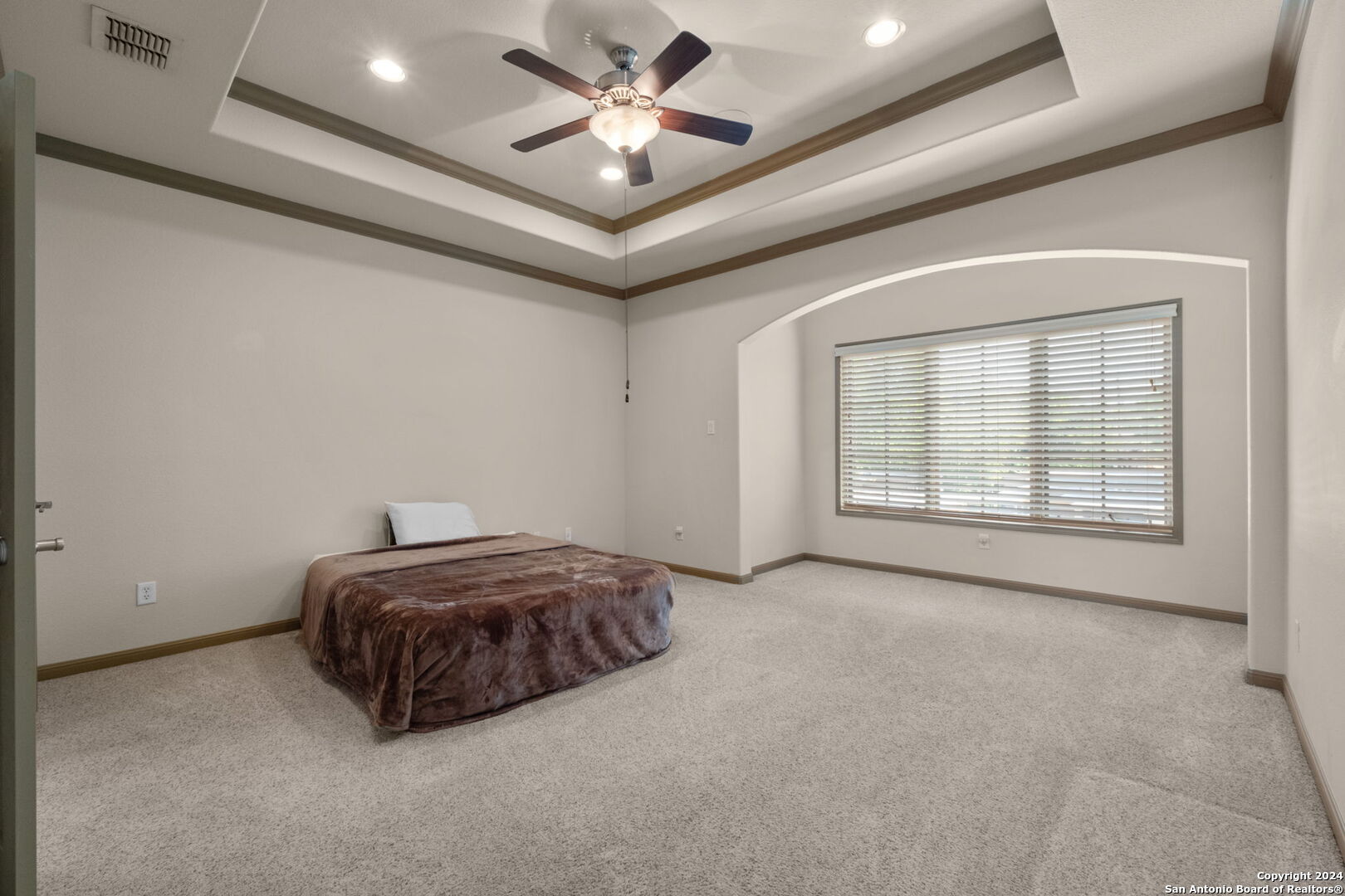 210 ARCADIA PL 5