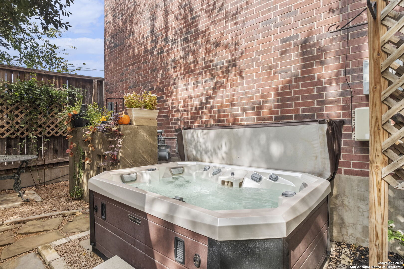 210 ARCADIA PL 5