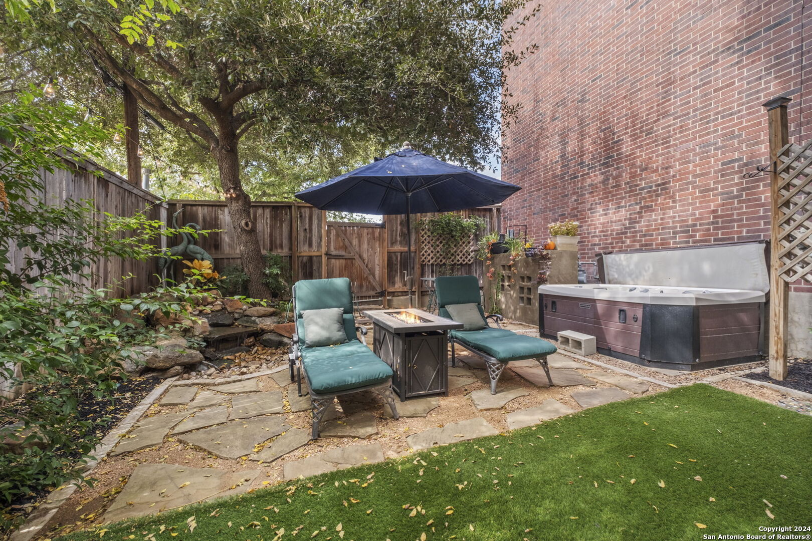 210 ARCADIA PL 5
