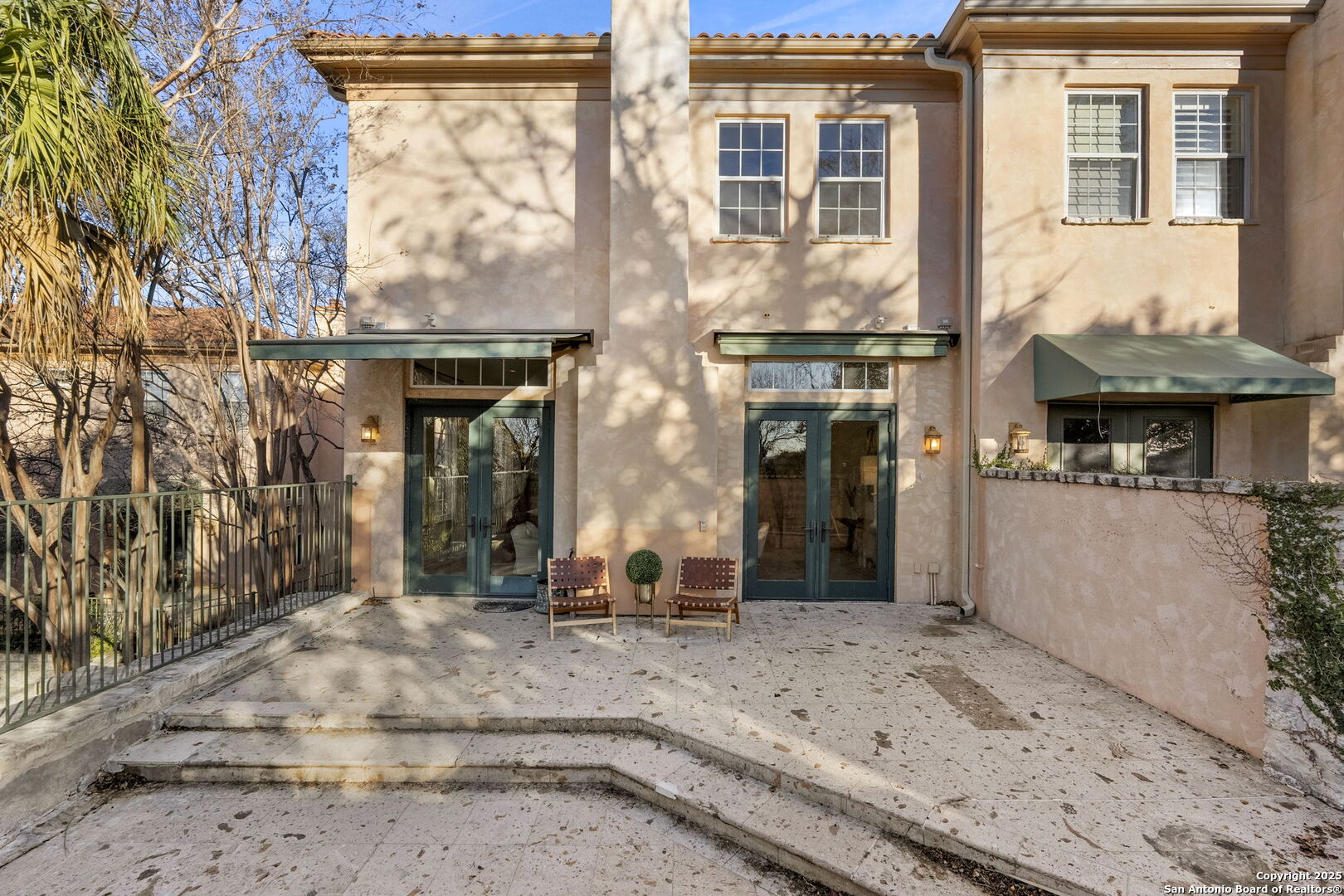 7897 BROADWAY 701