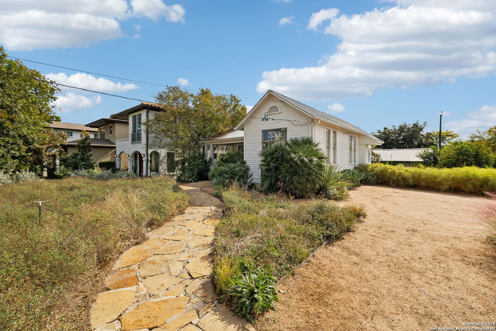 330 E Olmos Dr