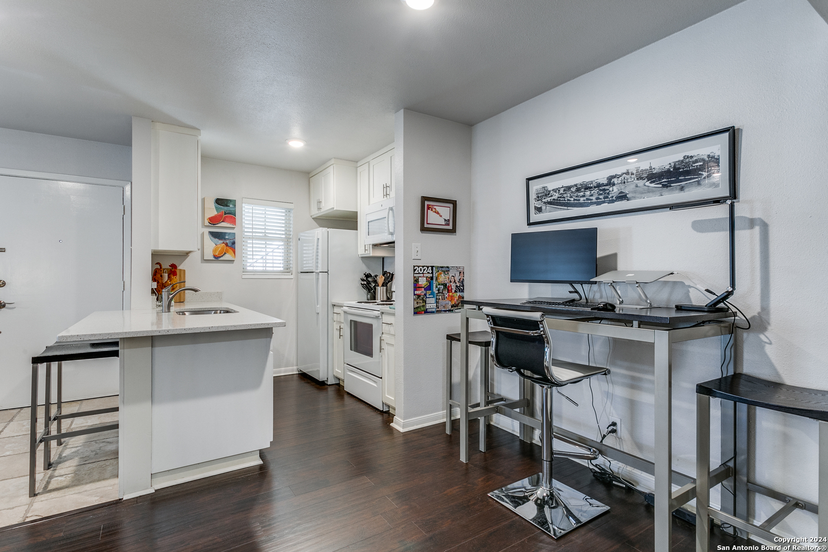1045 SHOOK AVENUE 156 156