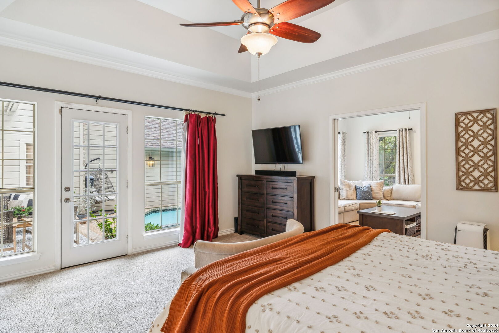 3042 Orchard Hill