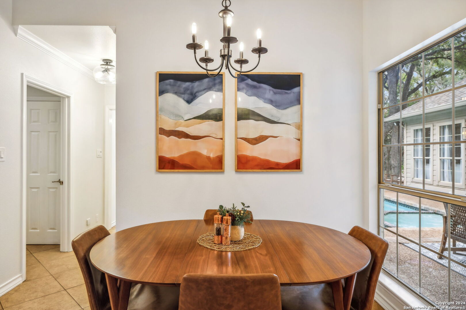 3042 Orchard Hill