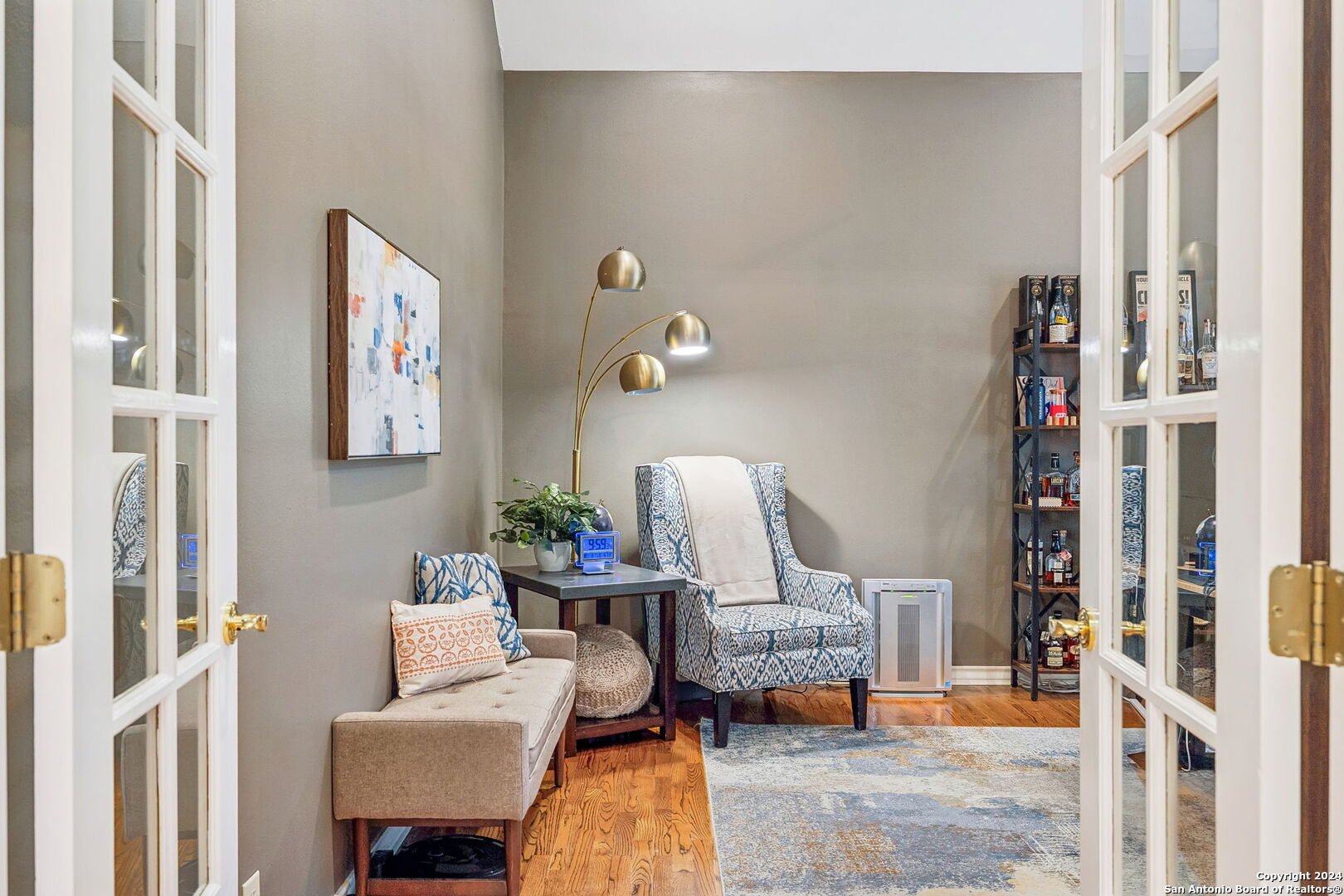 3042 Orchard Hill