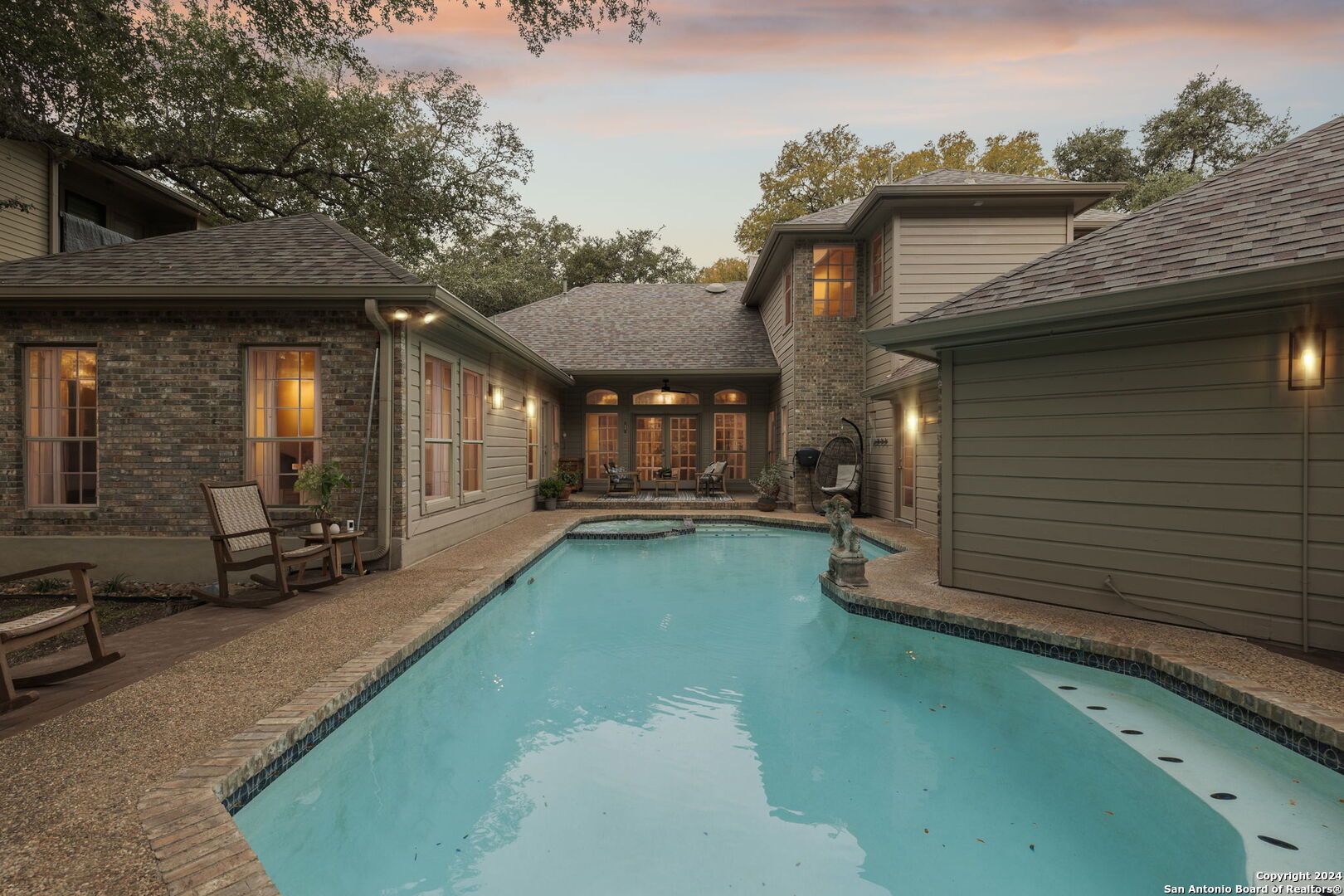 3042 Orchard Hill