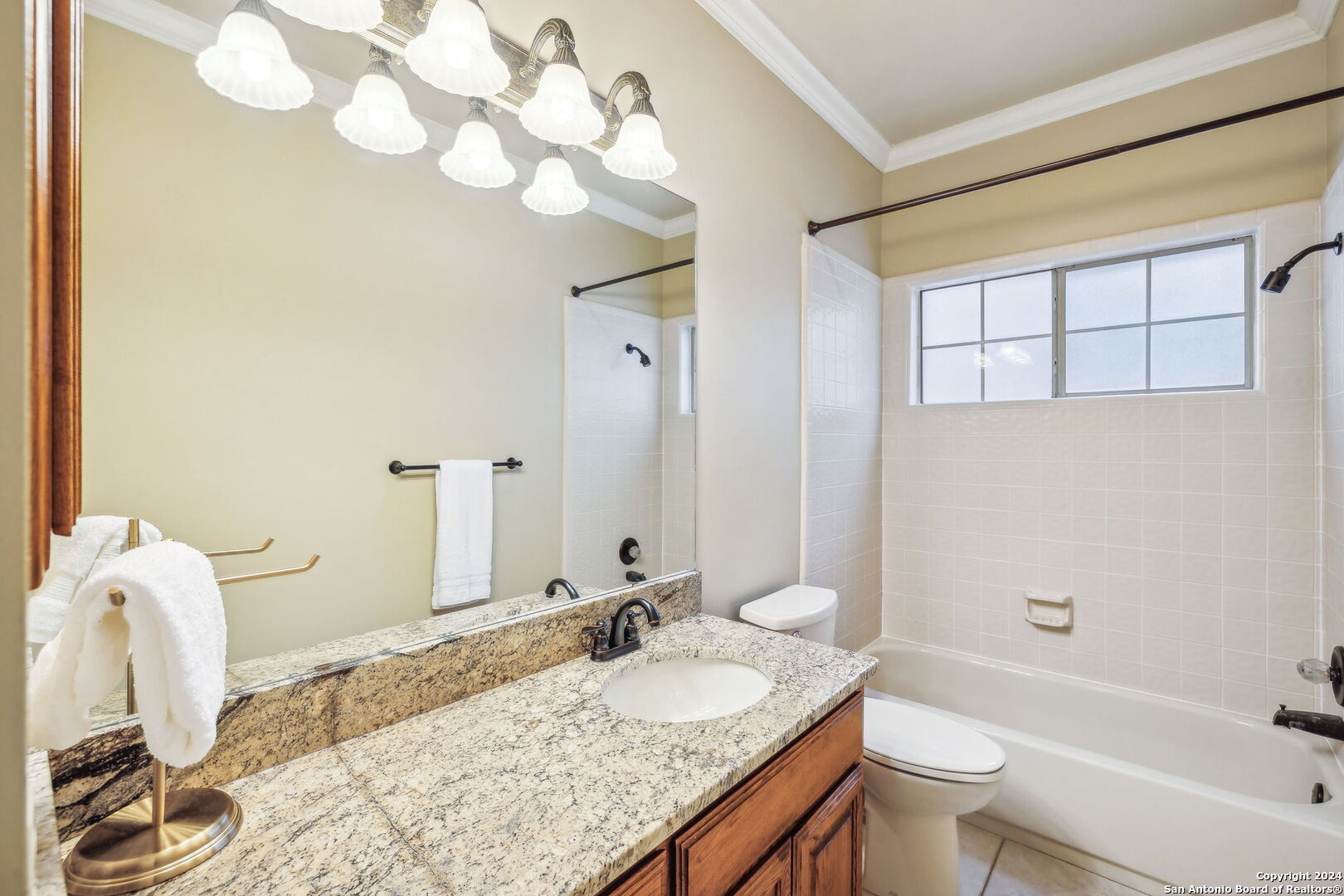 3042 Orchard Hill