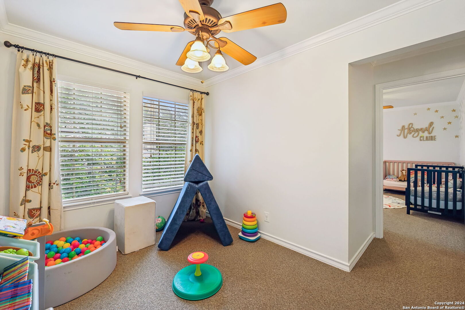 3042 Orchard Hill
