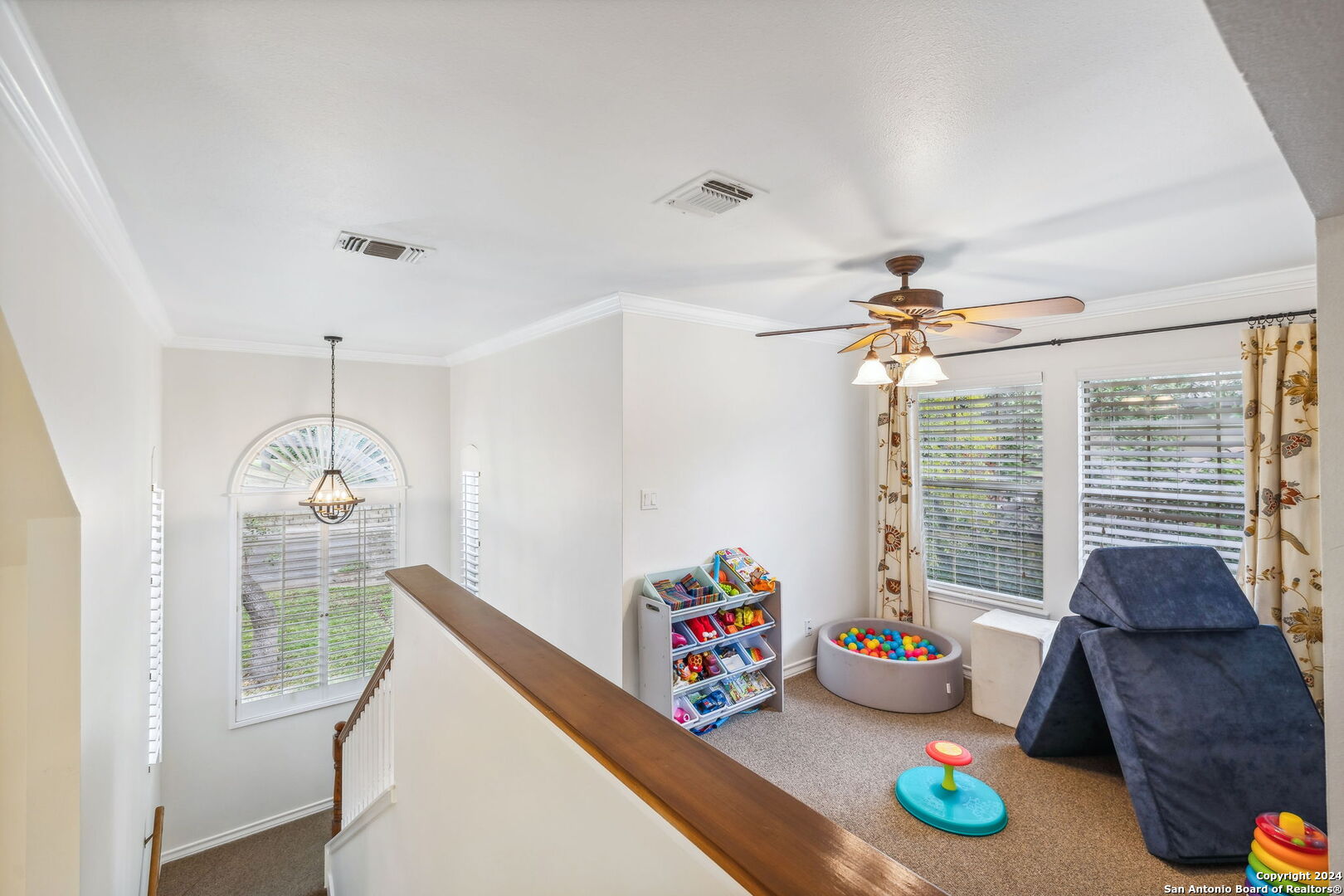 3042 Orchard Hill