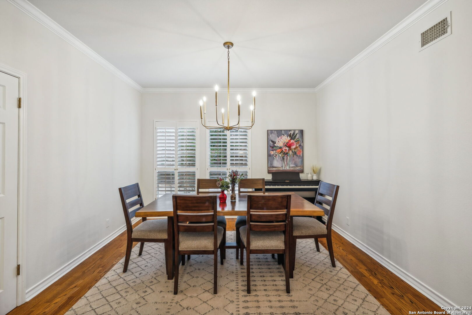3042 Orchard Hill