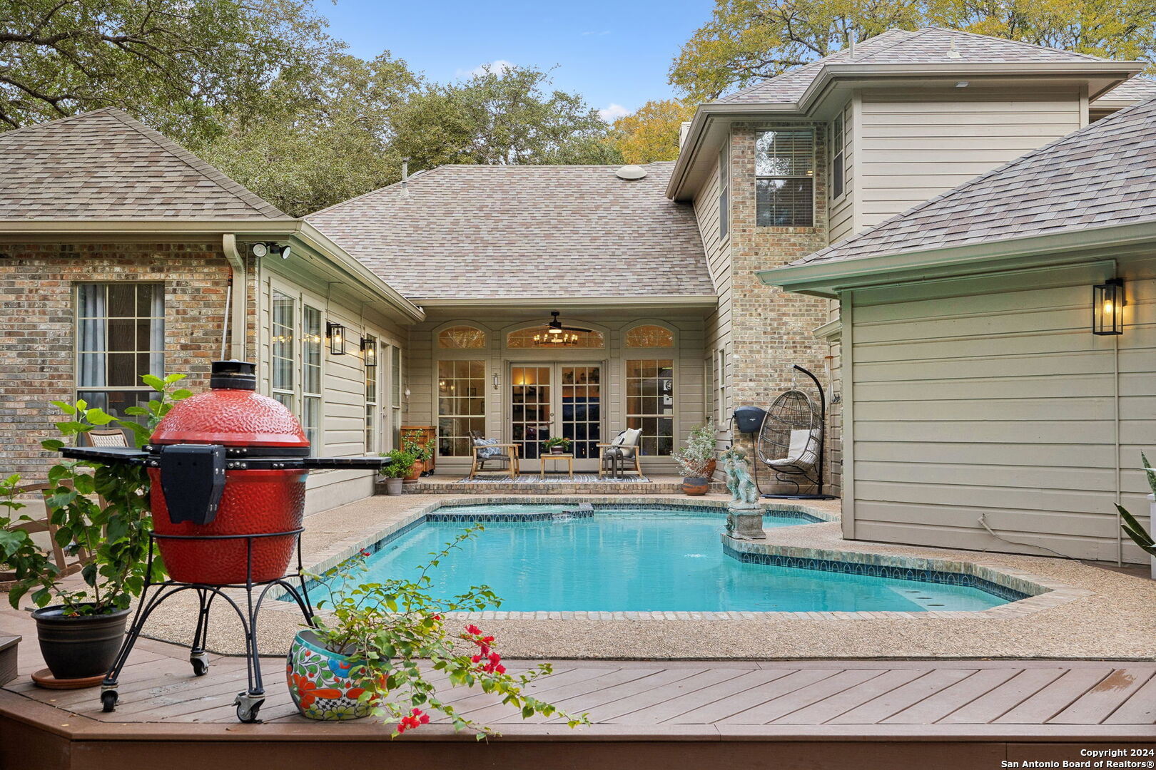 3042 Orchard Hill