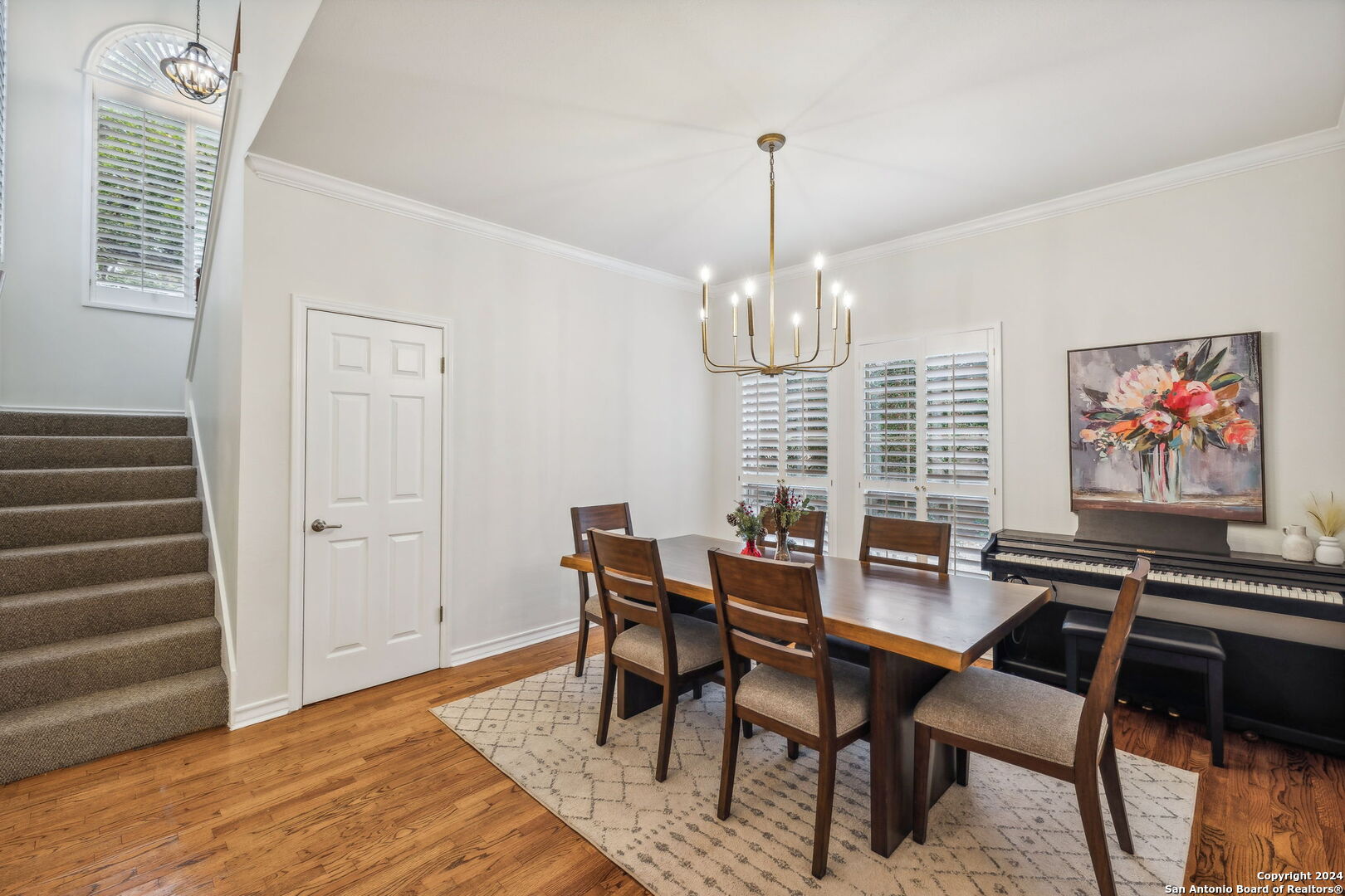 3042 Orchard Hill