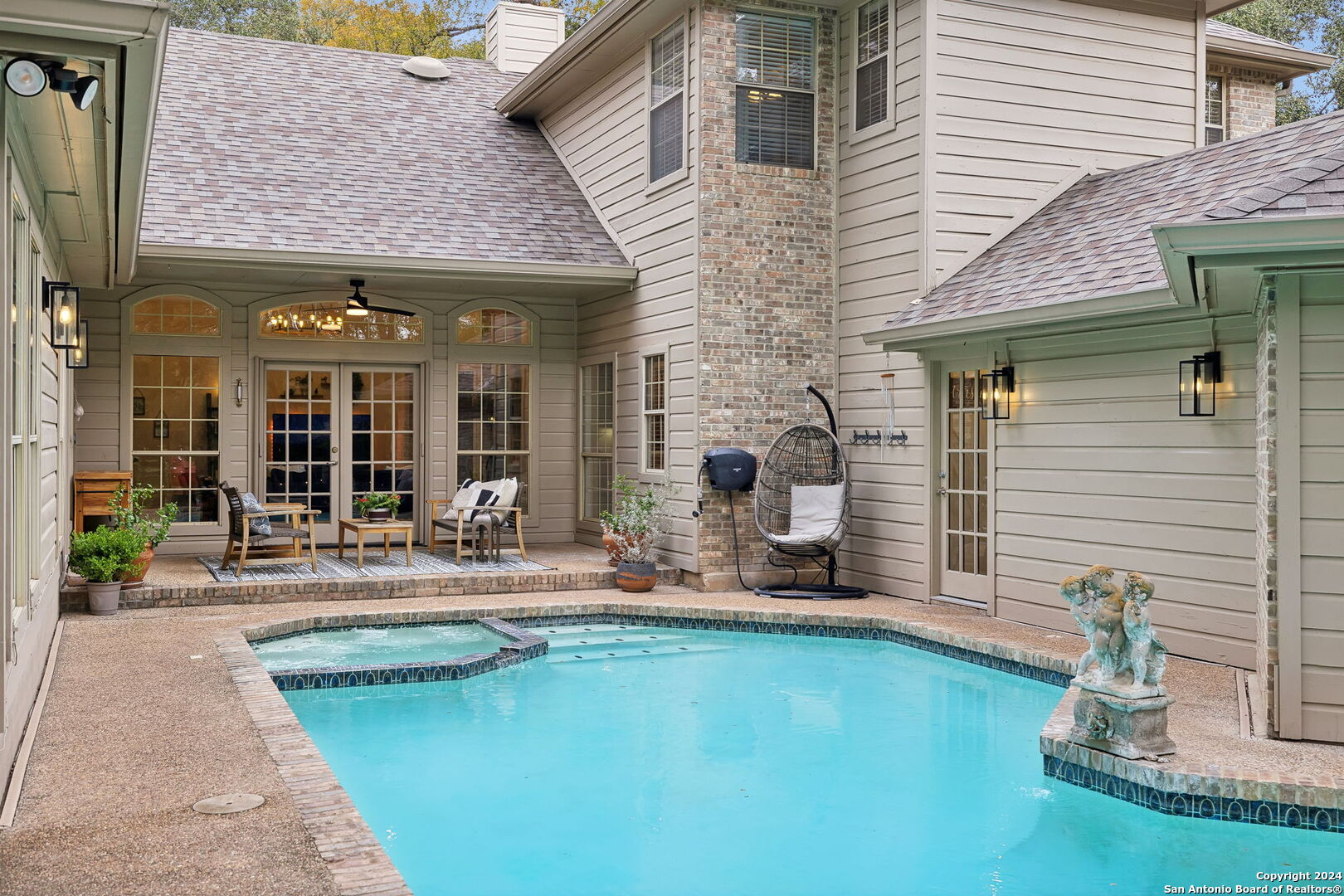 3042 Orchard Hill