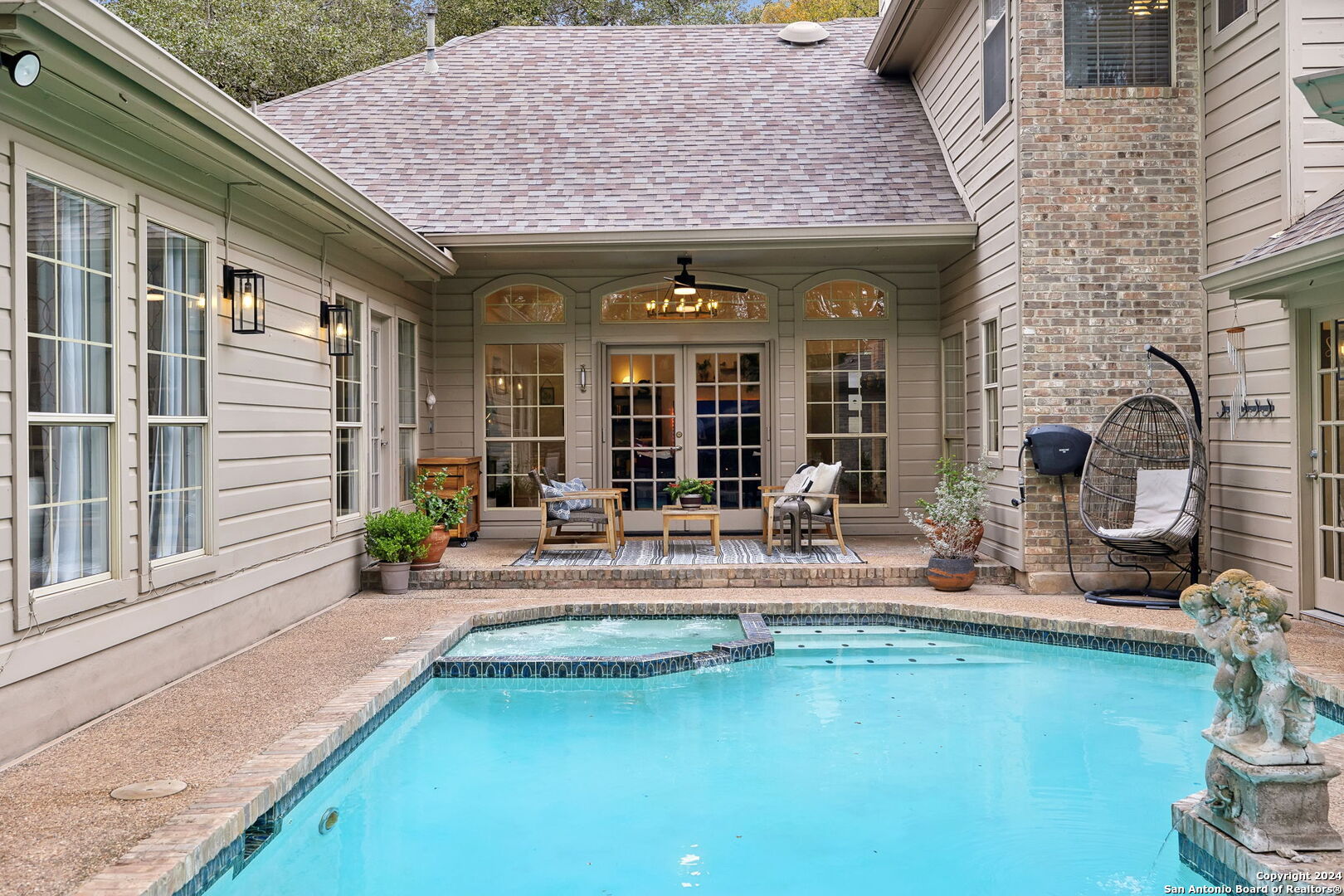 3042 Orchard Hill