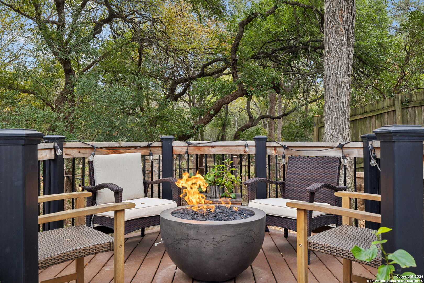 3042 Orchard Hill