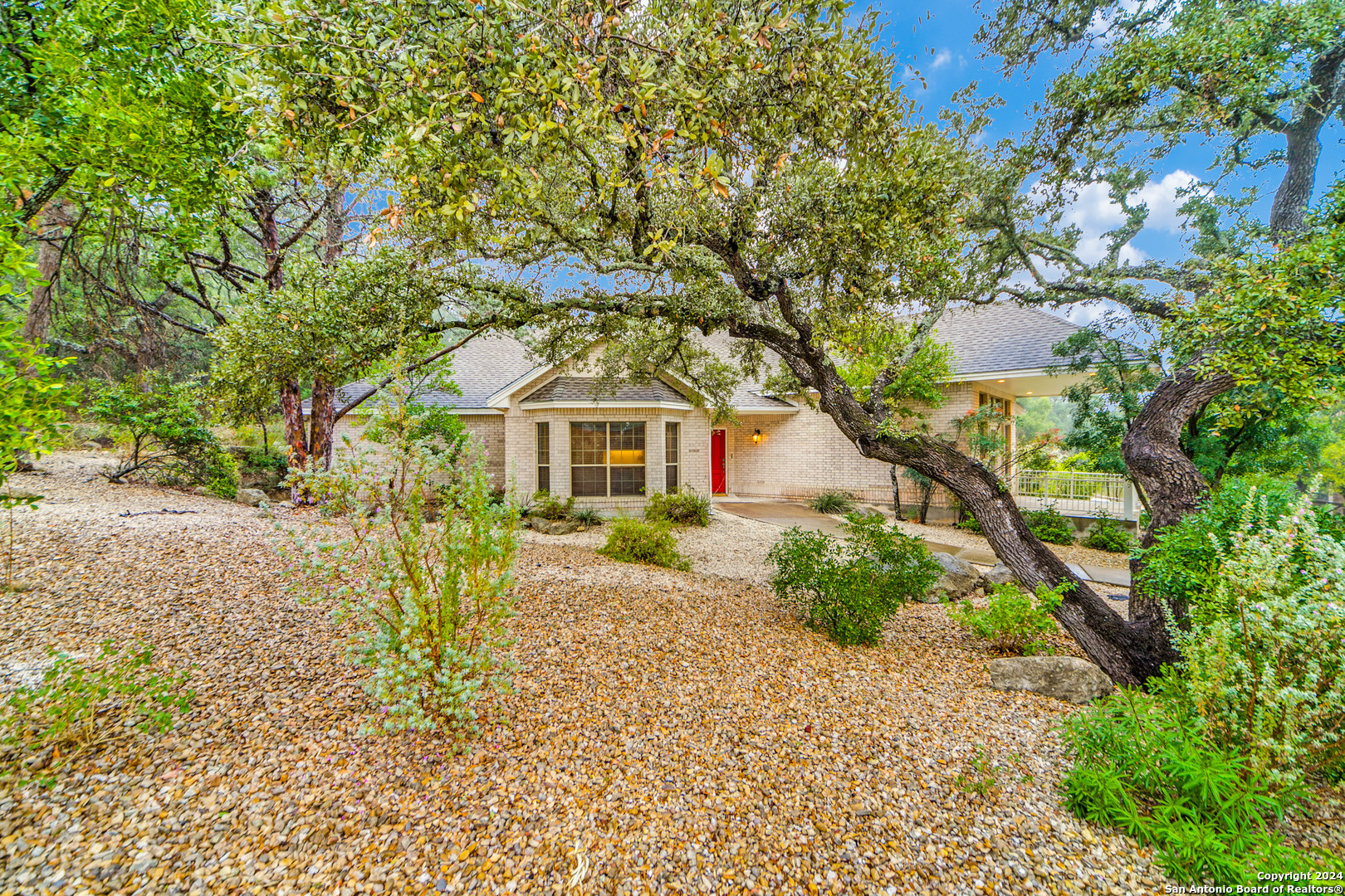 29306 GRAND COTEAU DR