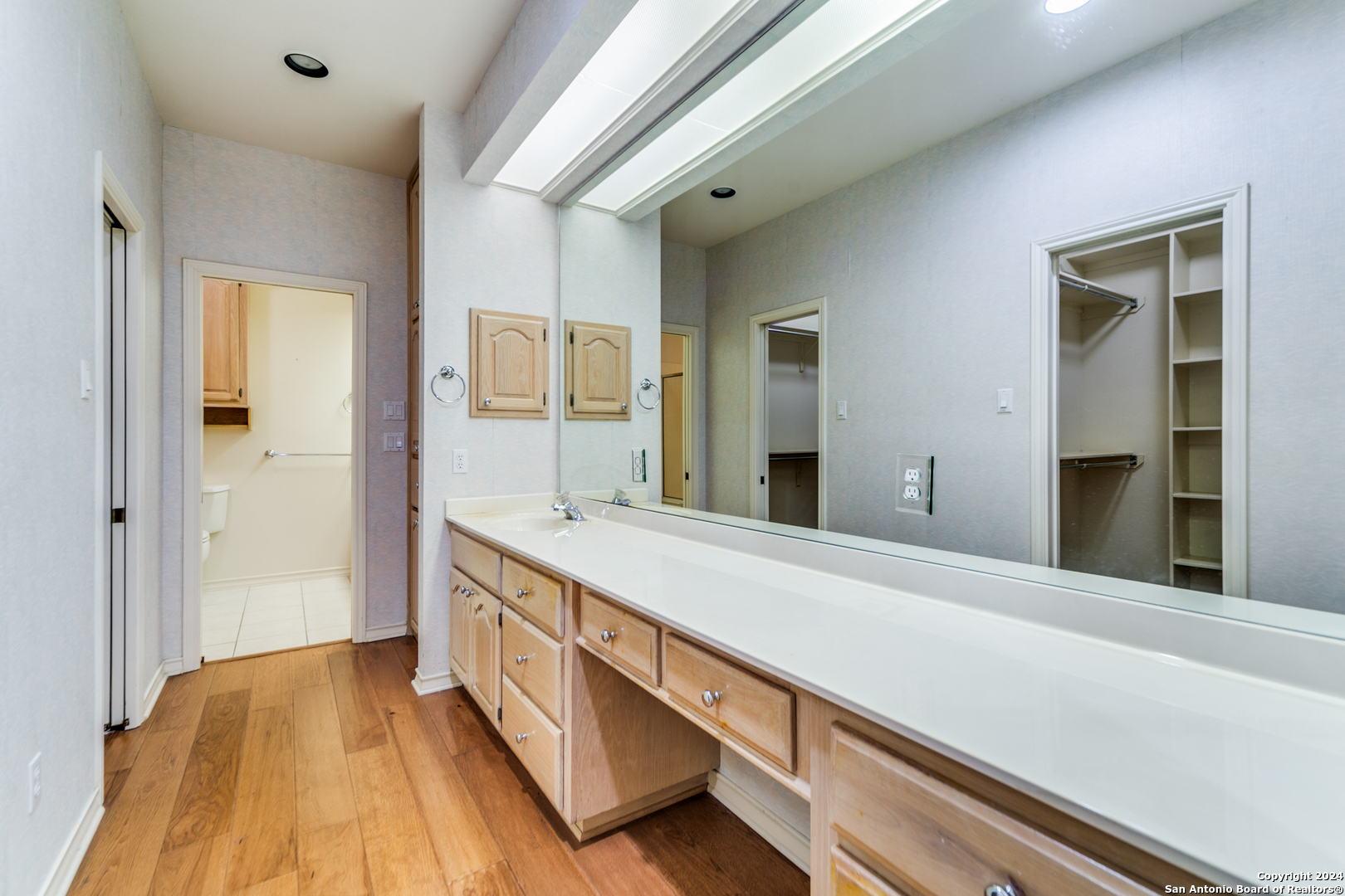 29306 GRAND COTEAU DR